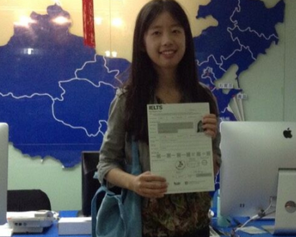 雅思7.5分——邹同学
